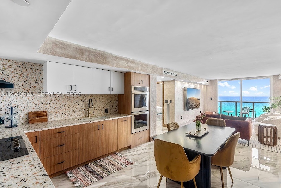 THE ROYAL CLUB CONDO - Residential