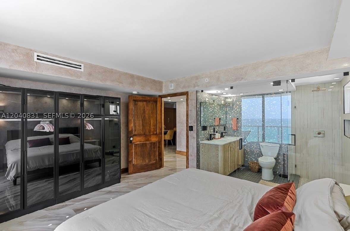 THE ROYAL CLUB CONDO - Residential