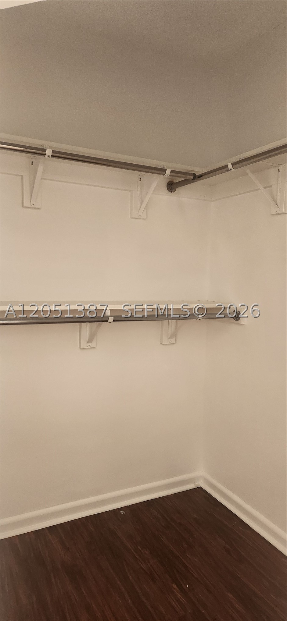 SECTORS 3 & 4 BOUNDARY PL - Residential Lease