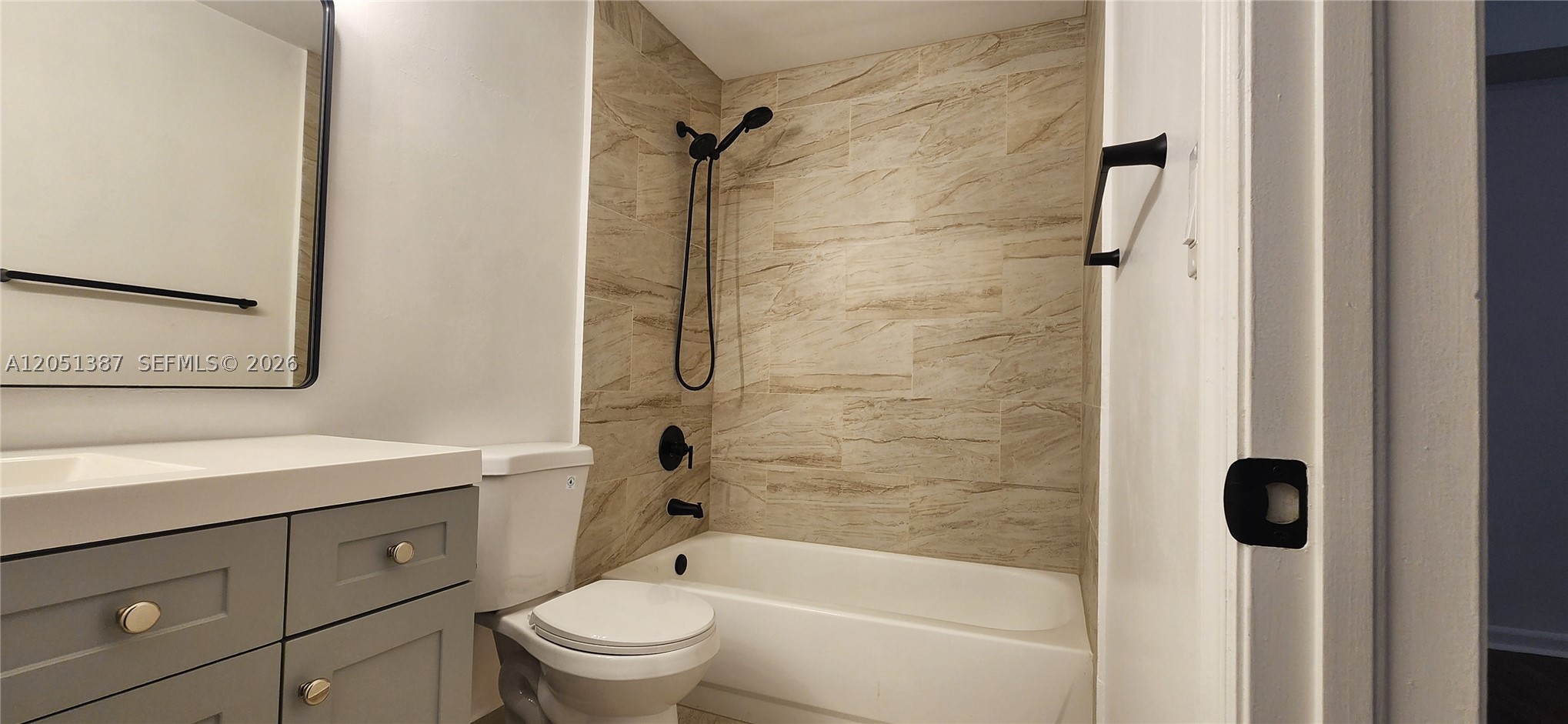 SECTORS 3 & 4 BOUNDARY PL - Residential Lease