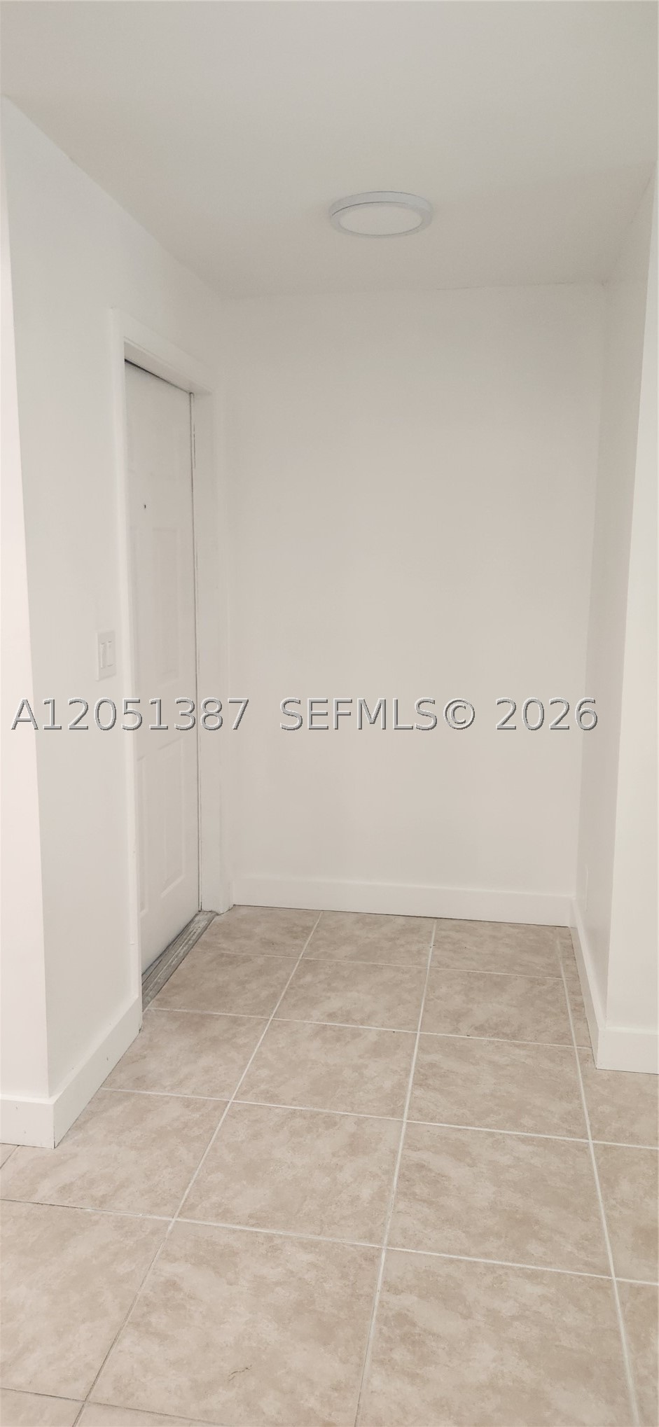 SECTORS 3 & 4 BOUNDARY PL - Residential Lease