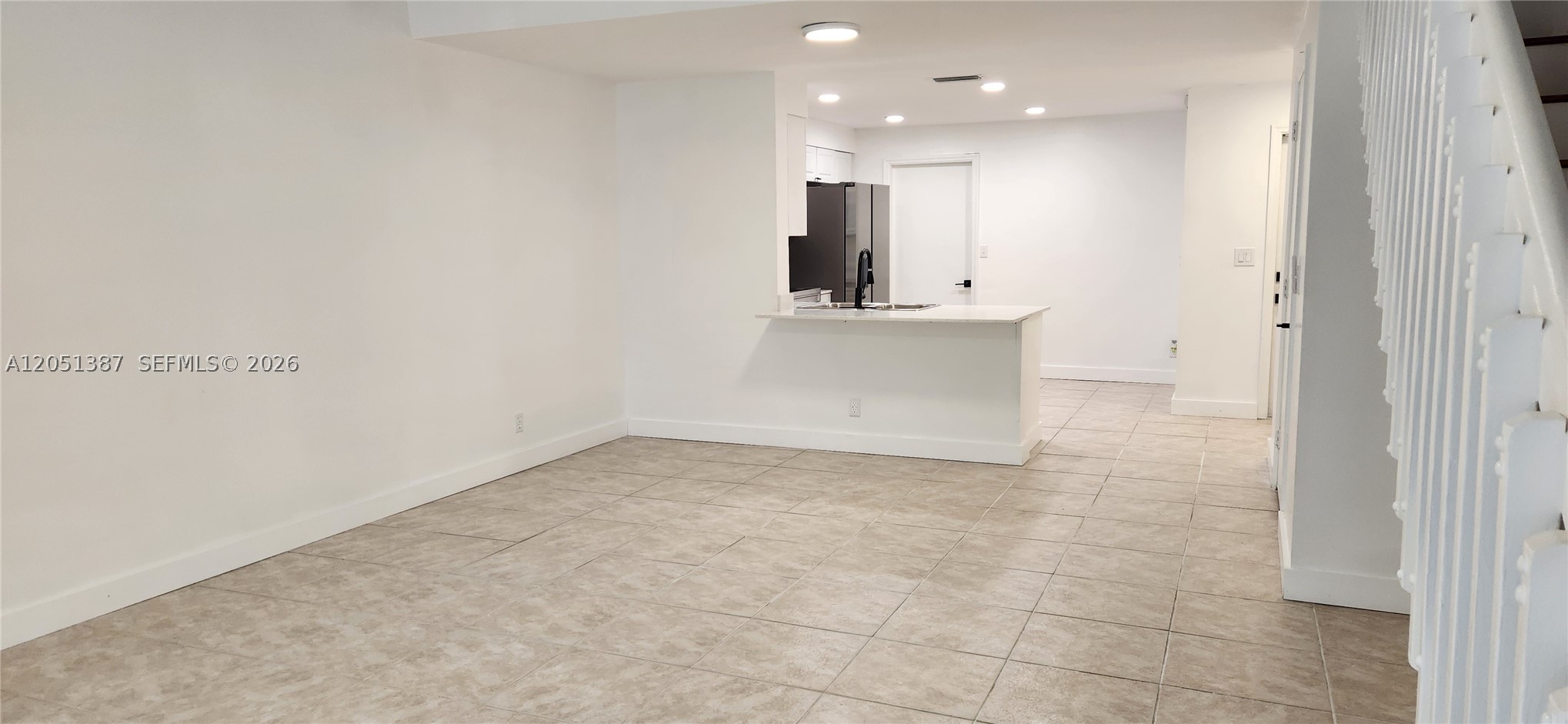 SECTORS 3 & 4 BOUNDARY PL - Residential Lease