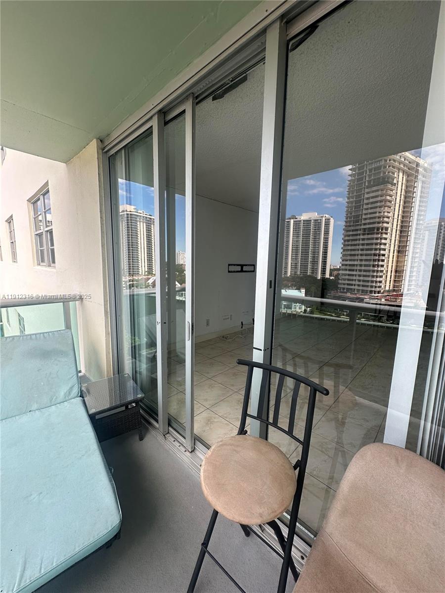 OCEANVIEW BUILDING A COND - Residential