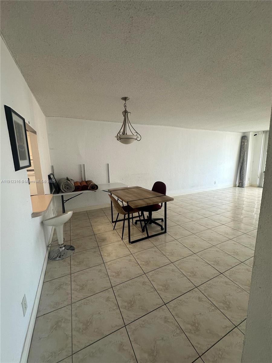 OCEANVIEW BUILDING A COND - Residential
