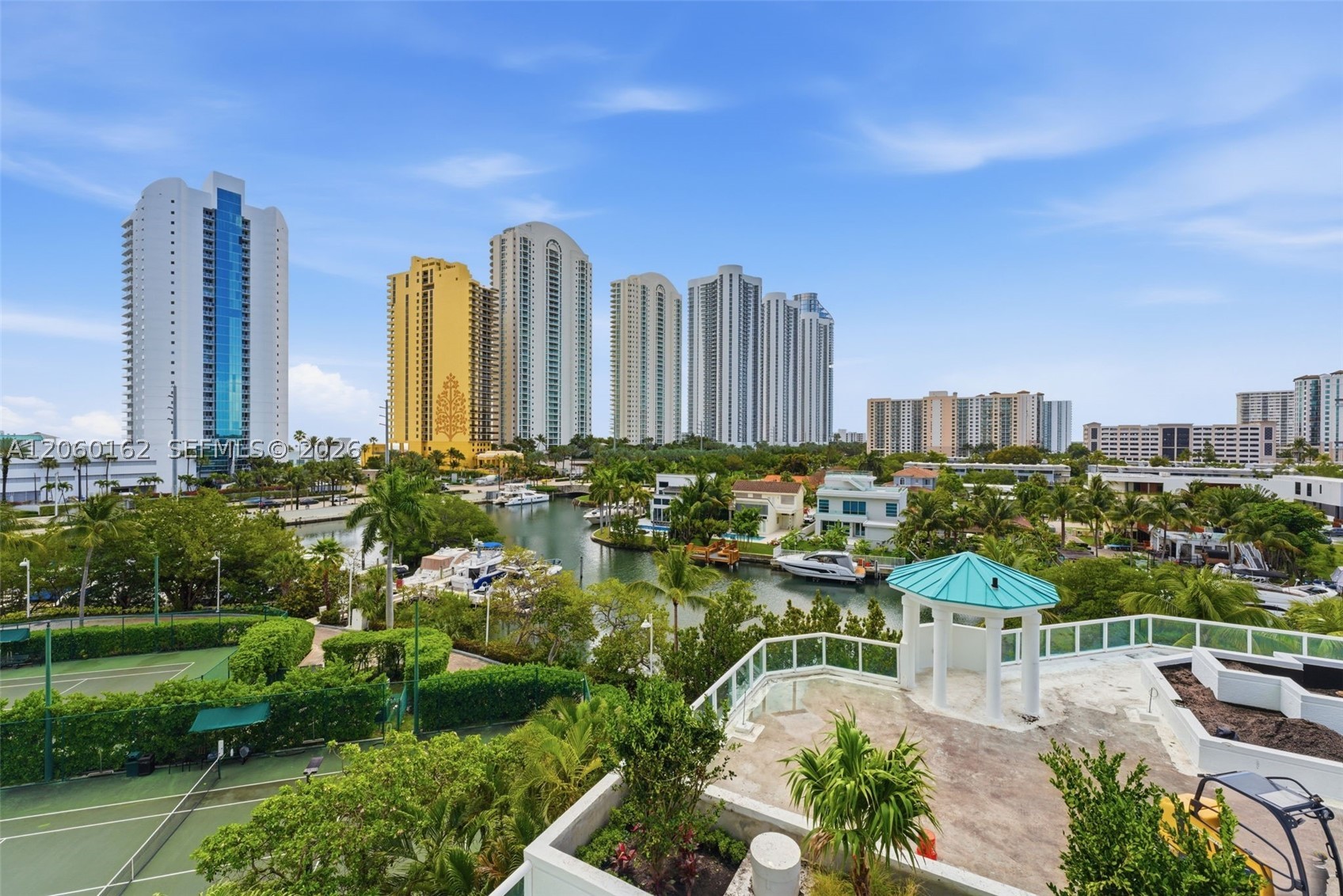 OCEANIA IV CONDO - Residential