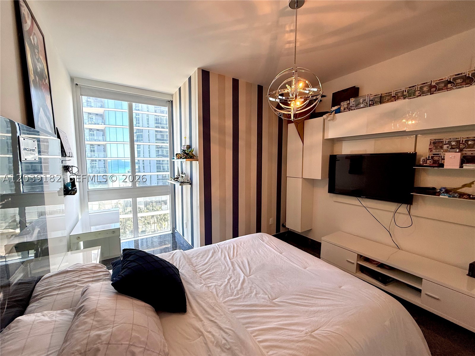 TDR TOWER III CONDO - Residential