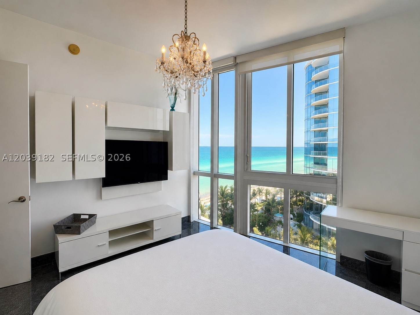 TDR TOWER III CONDO - Residential