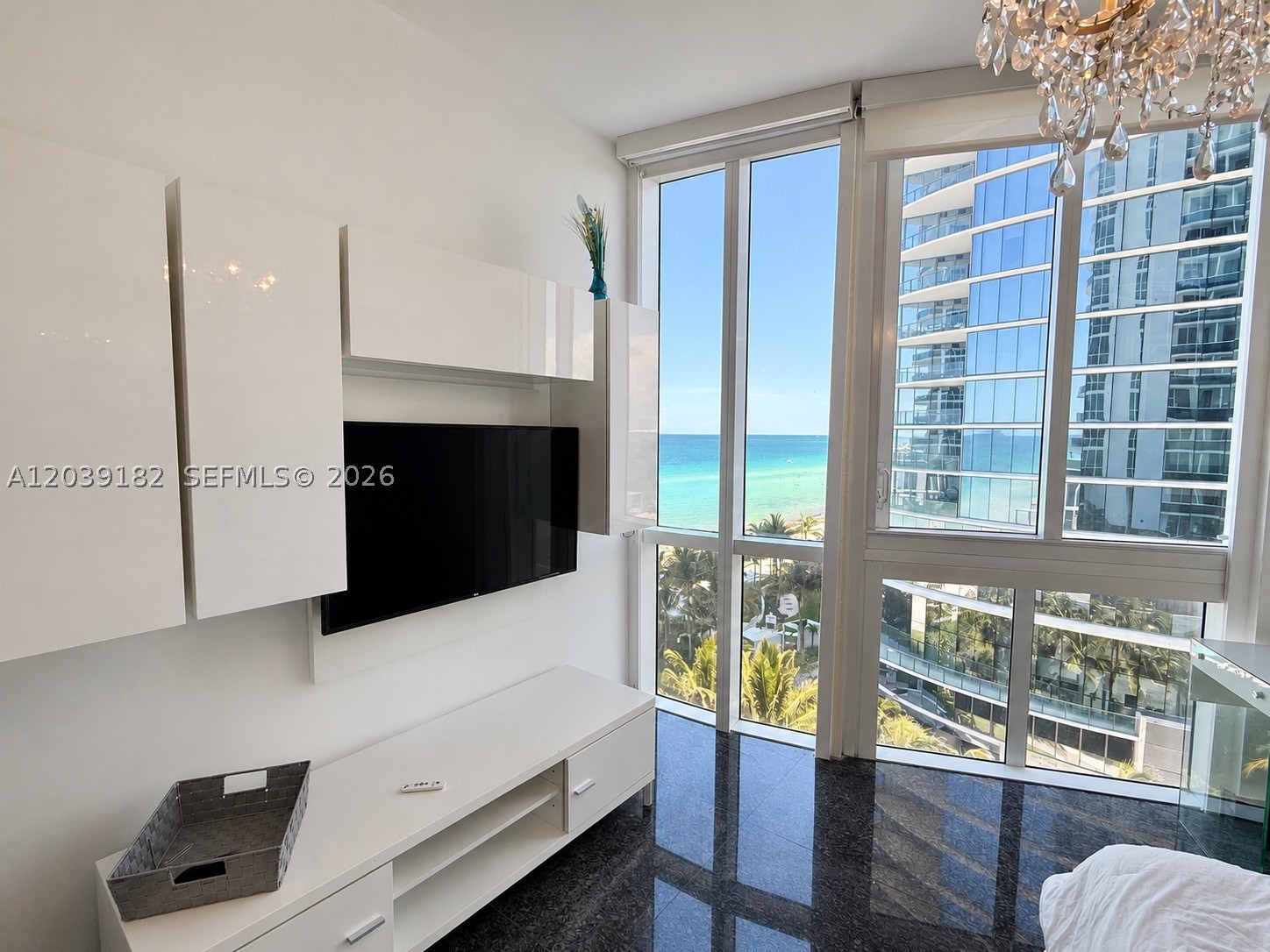 TDR TOWER III CONDO - Residential