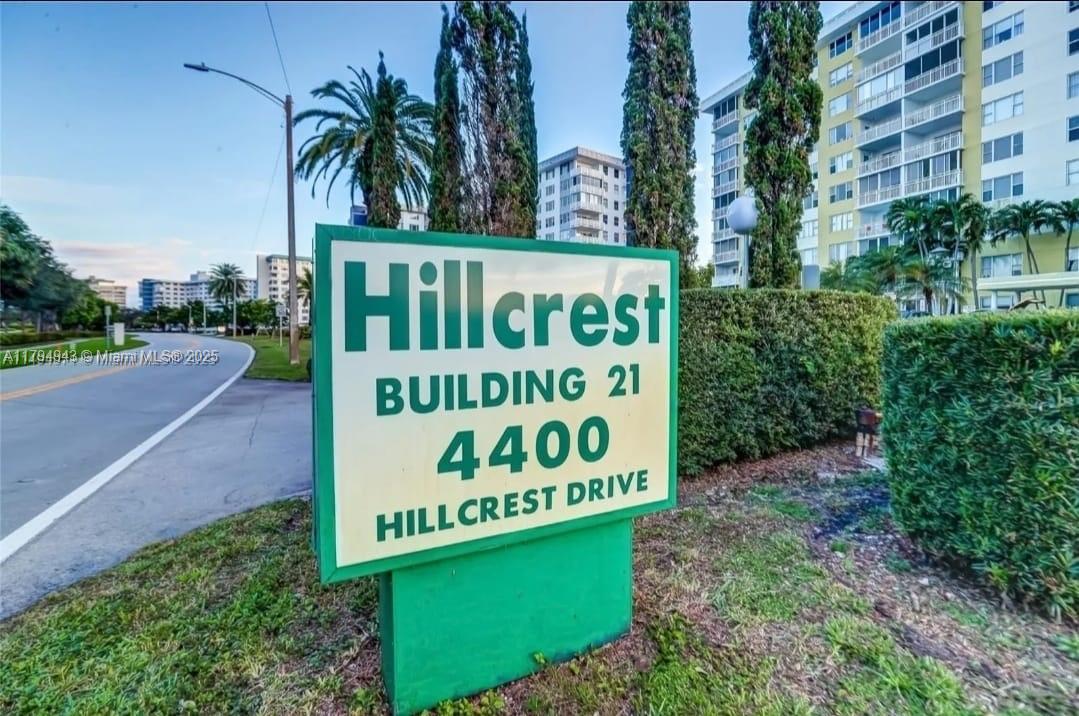 THIS IS THE ONE YOU HAVE WAITING FOR!! MOVE IN READY 2/2 1,132 SF UPDATED , OPEN BALCONY ALL AGES WELCOME TO THE  BUILDING. ASSOCIATION 720 CREDIT, 20% DOWN PAYMENT,AND DEBIT TO INCOME RATIO OF 28 FRONT END AND 36 ON THE BACK END