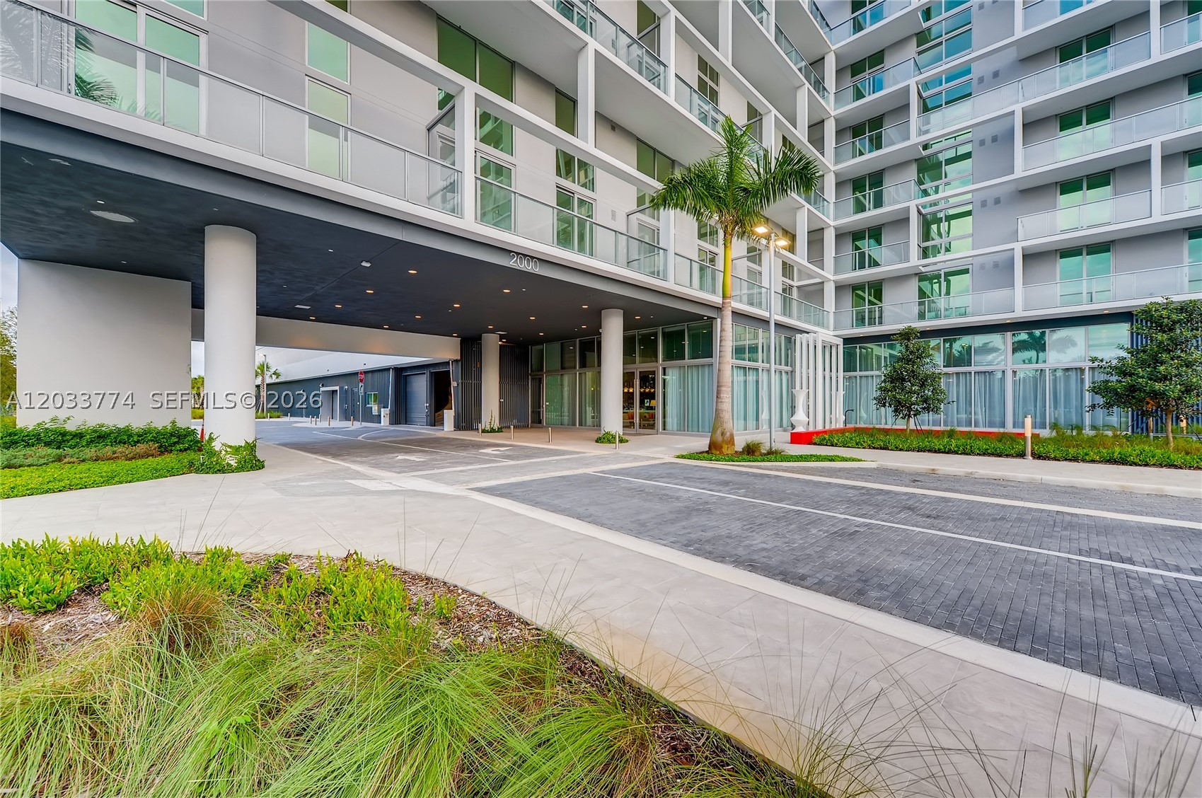 METROPICA NORTH TOWER ONE - Residential Lease