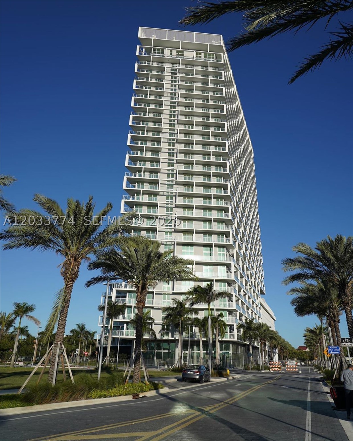 METROPICA NORTH TOWER ONE - Residential Lease