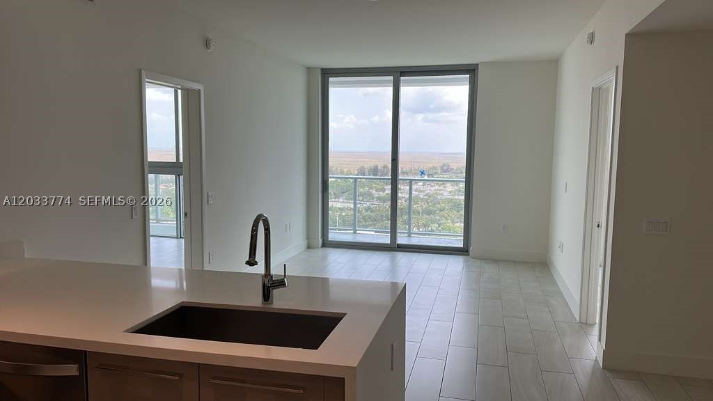 METROPICA NORTH TOWER ONE - Residential Lease