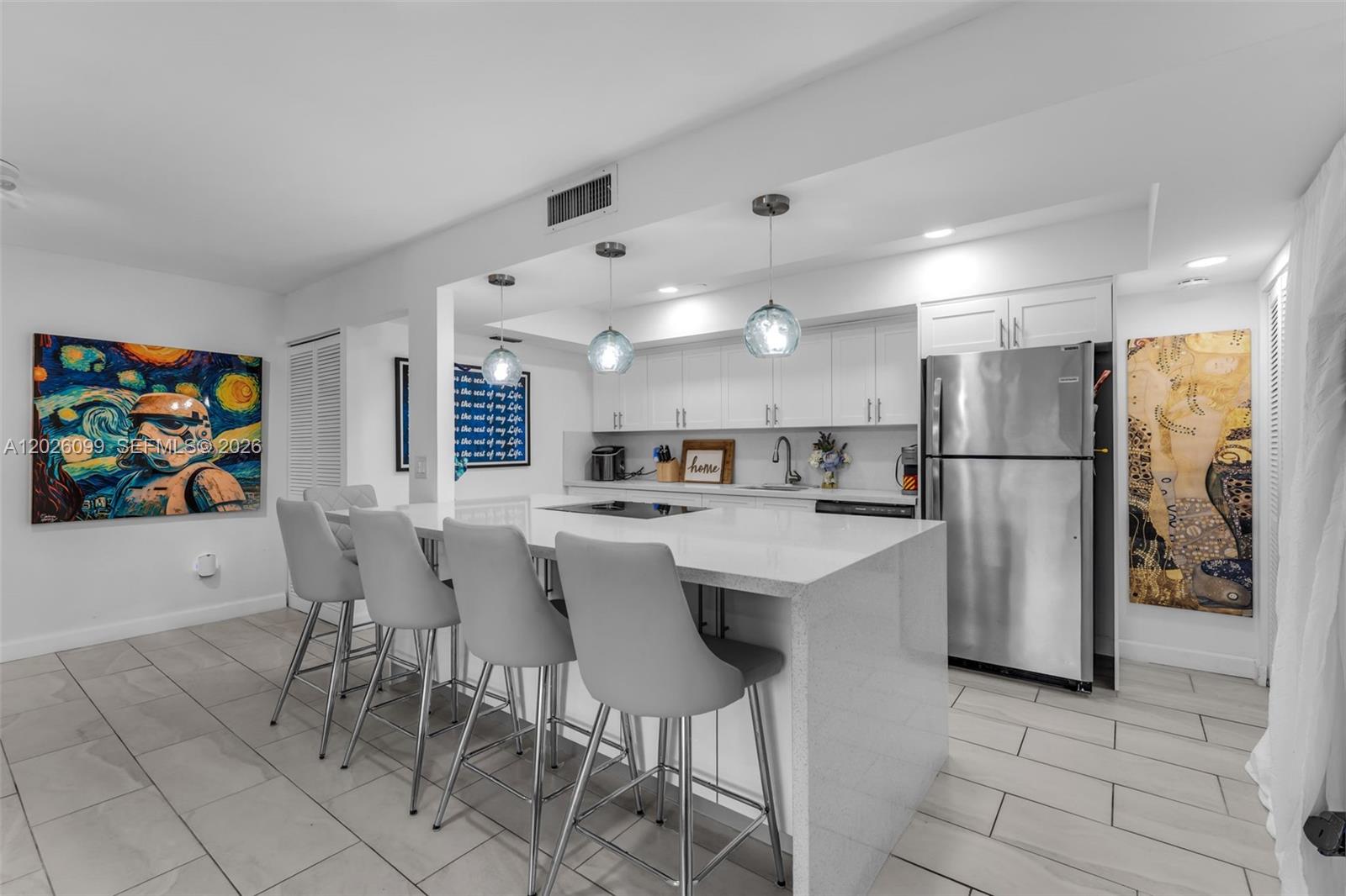 KINGS CREEK SO CONDO - Residential