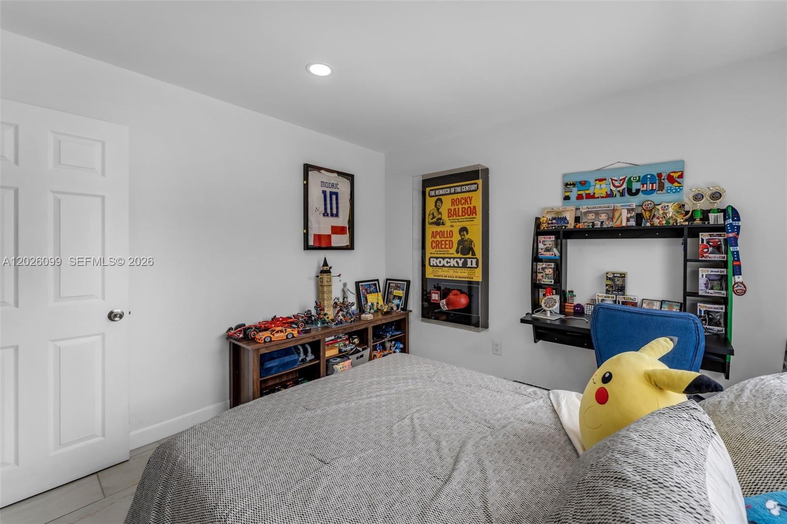 KINGS CREEK SO CONDO - Residential