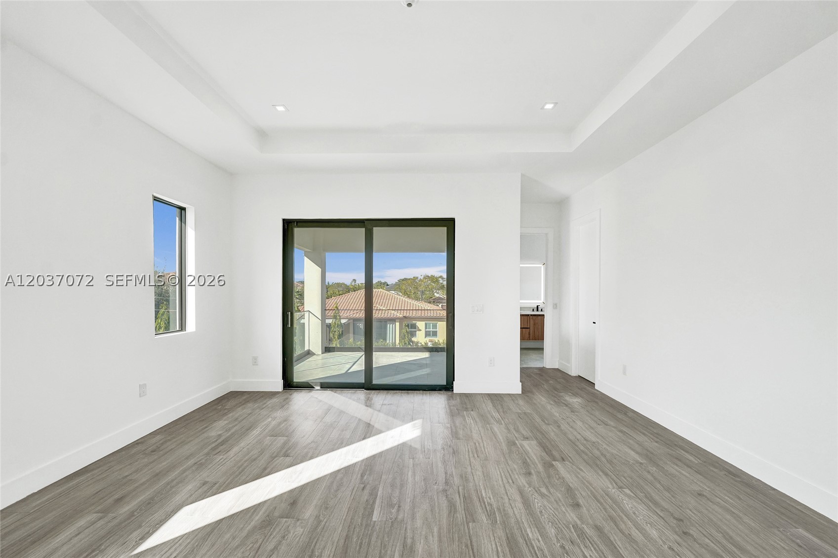 CASUARINAS - Residential