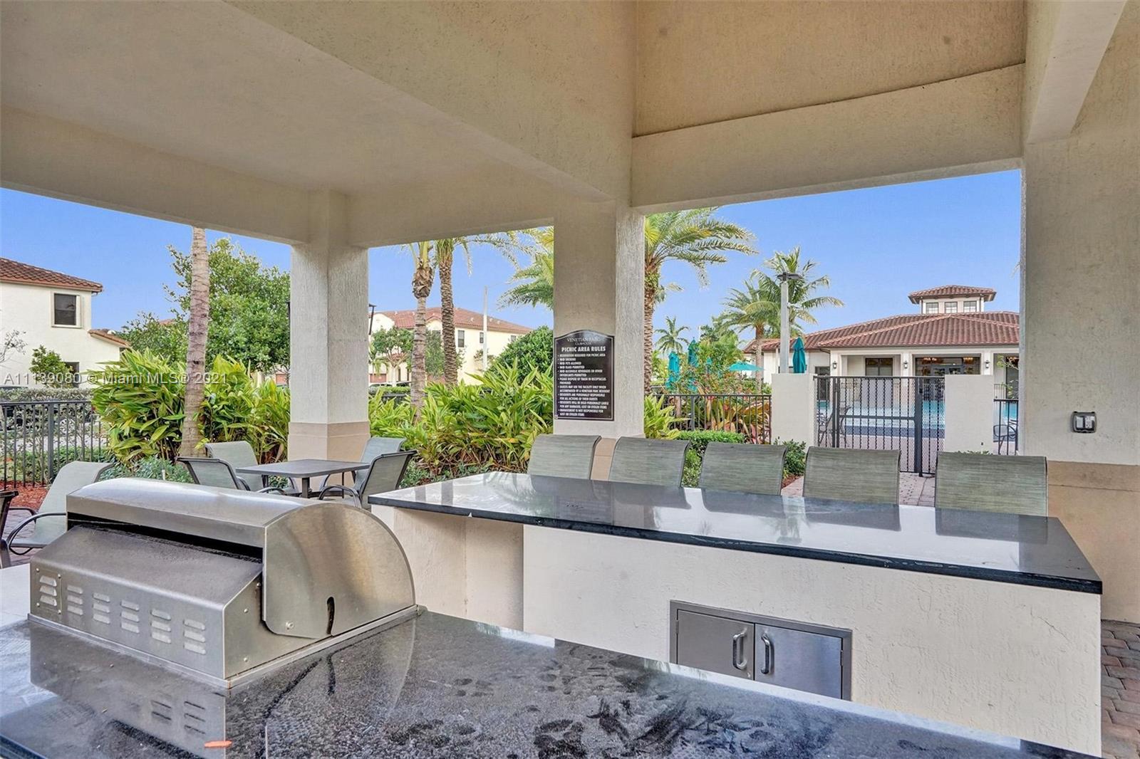 VENETIAN PARC WEST - Residential