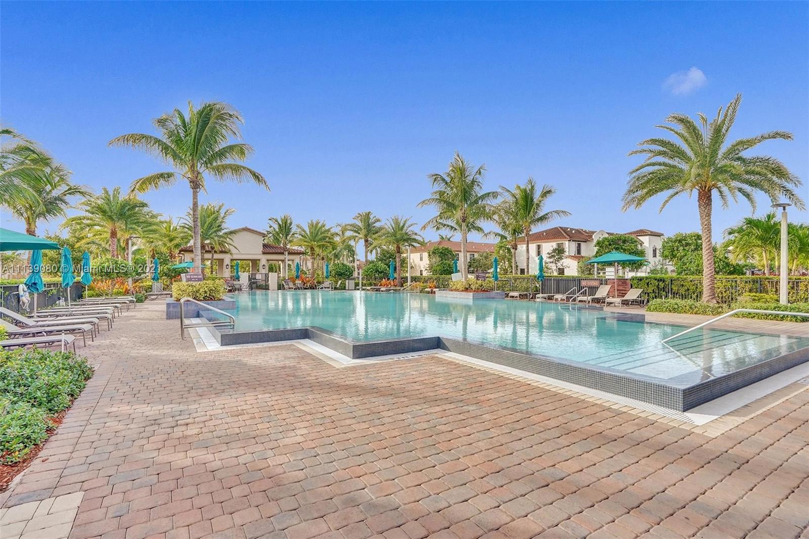 VENETIAN PARC WEST - Residential