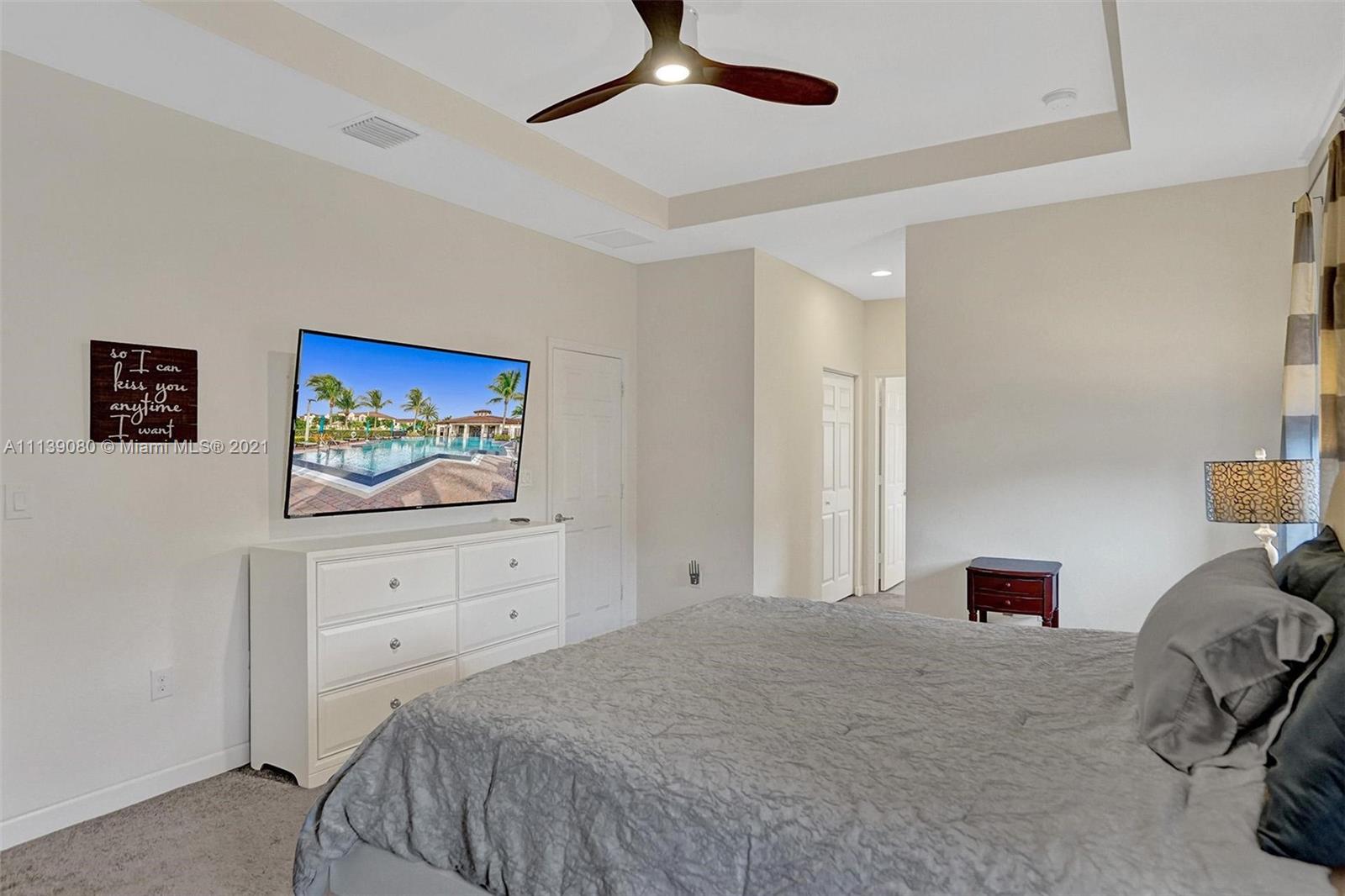 VENETIAN PARC WEST - Residential
