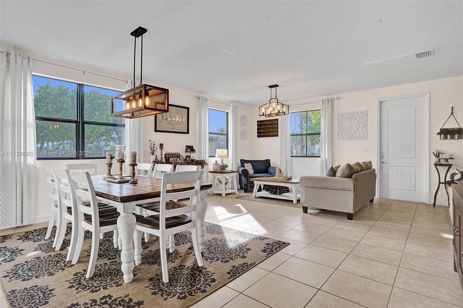 VENETIAN PARC WEST - Residential