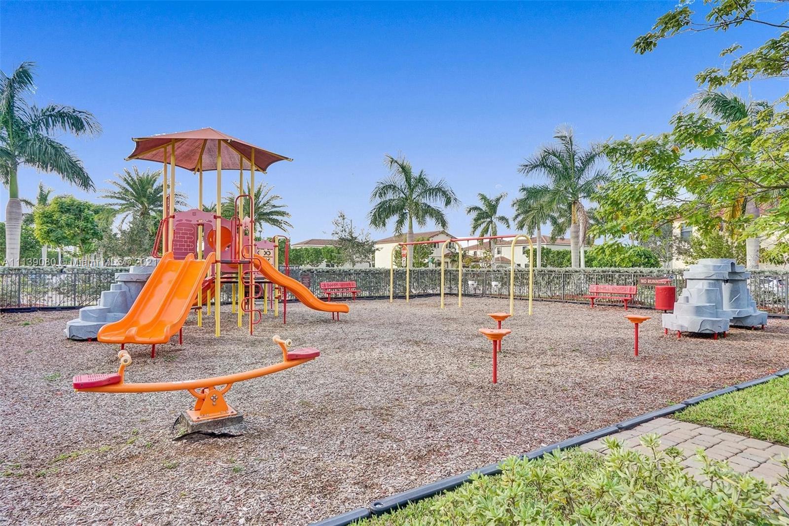 VENETIAN PARC WEST - Residential