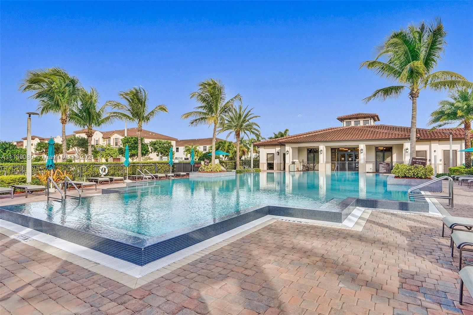 VENETIAN PARC WEST - Residential