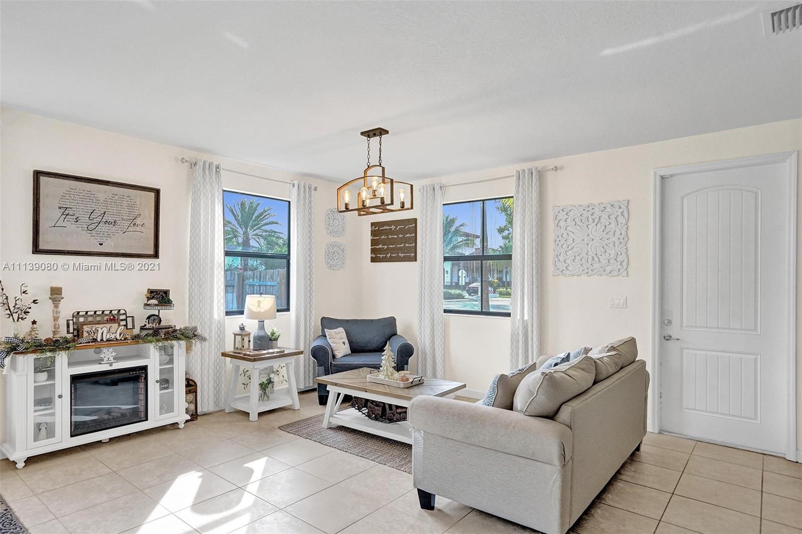 VENETIAN PARC WEST - Residential