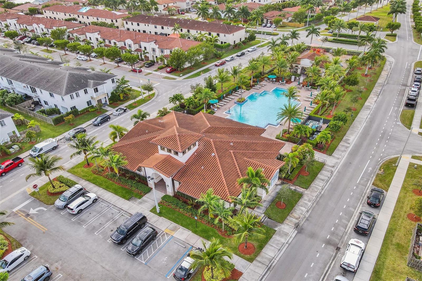 VENETIAN PARC WEST - Residential