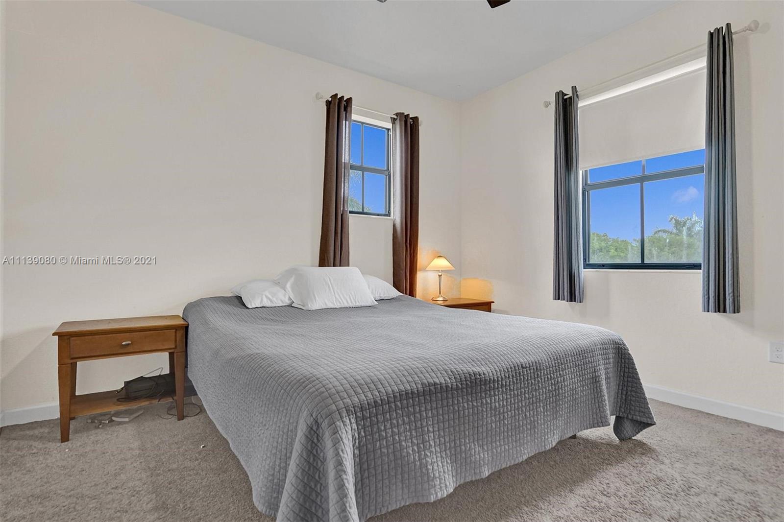 VENETIAN PARC WEST - Residential