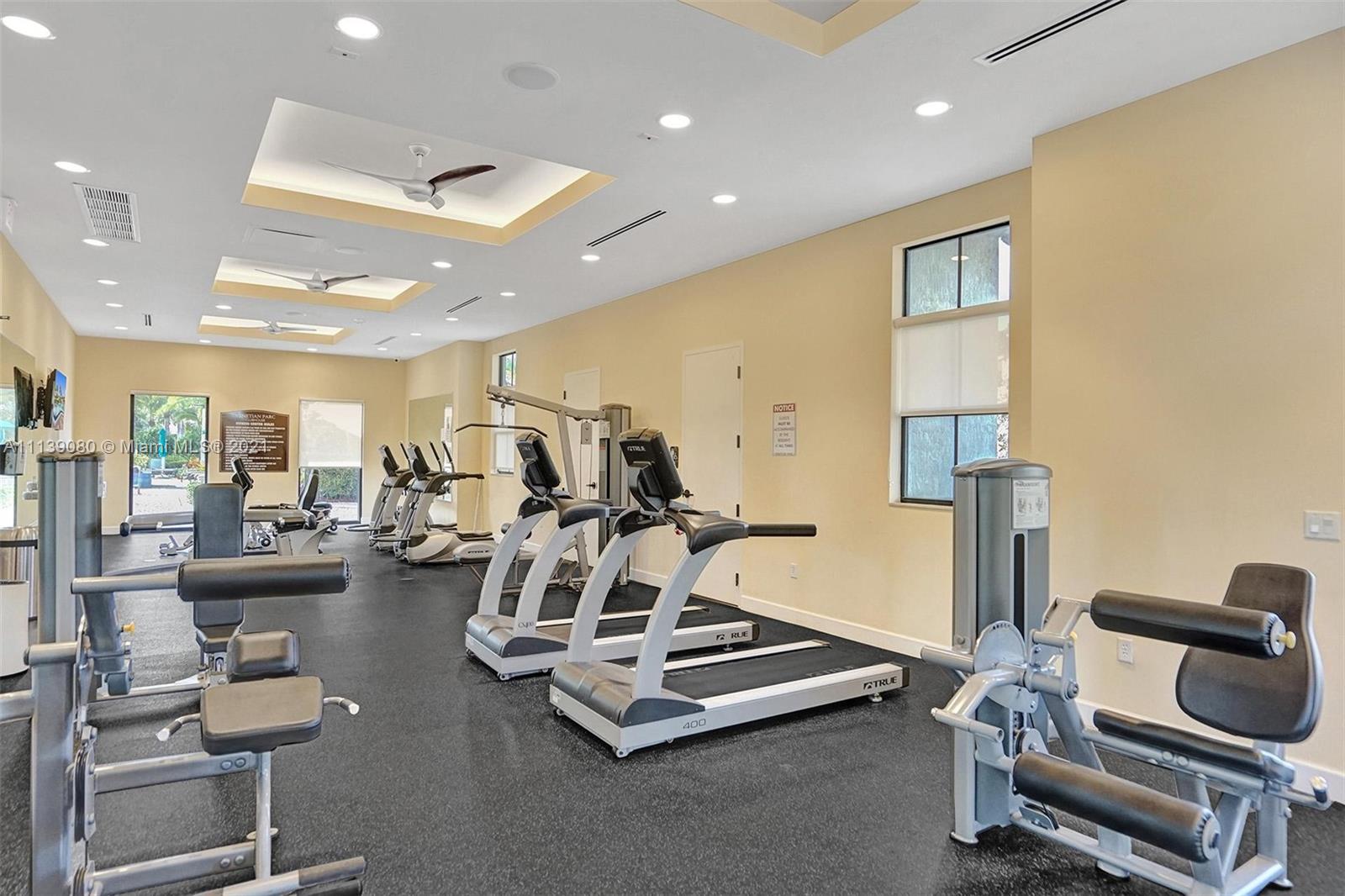 VENETIAN PARC WEST - Residential