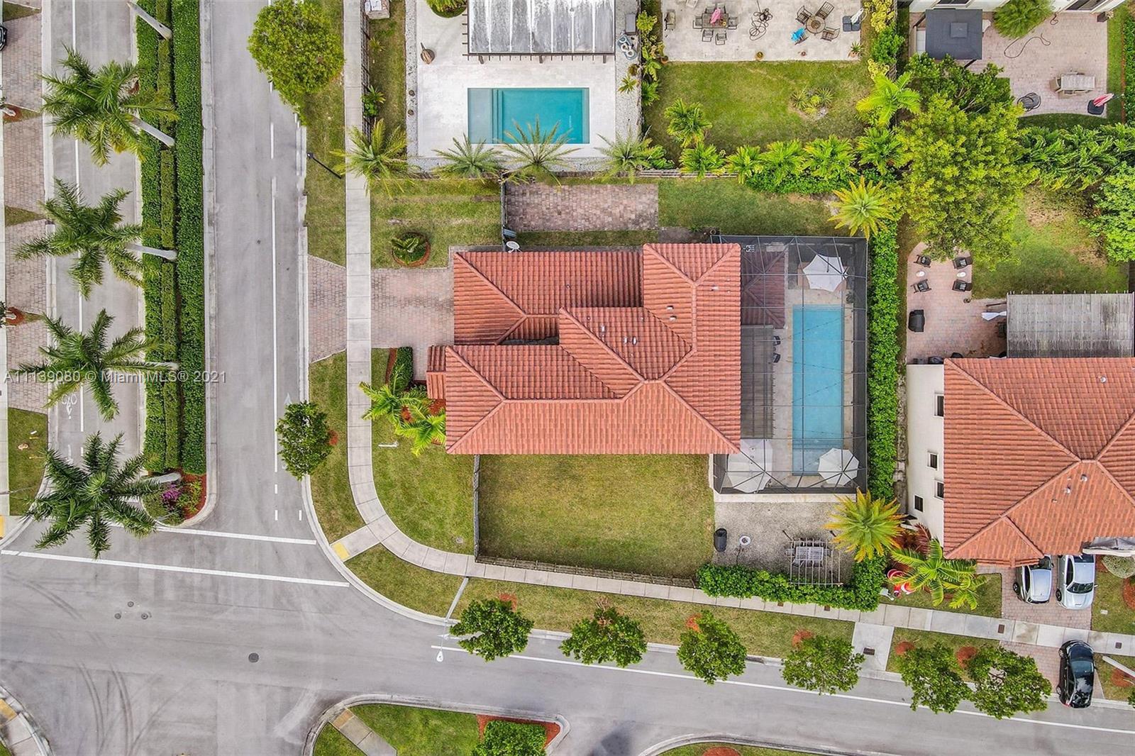 VENETIAN PARC WEST - Residential