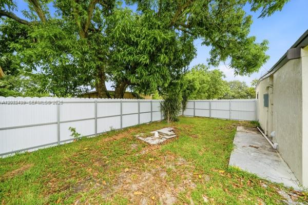 BUNCHE PARK - Residential