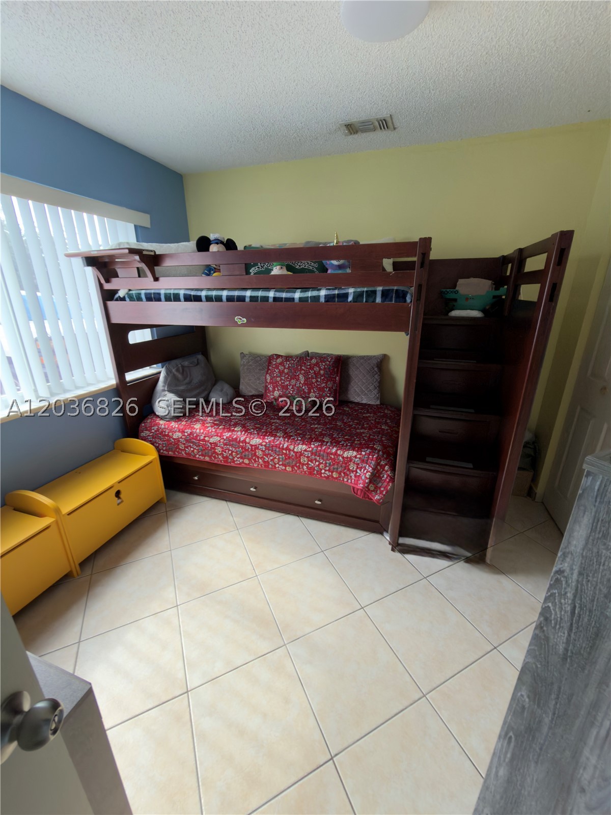 LORMAR I - Residential