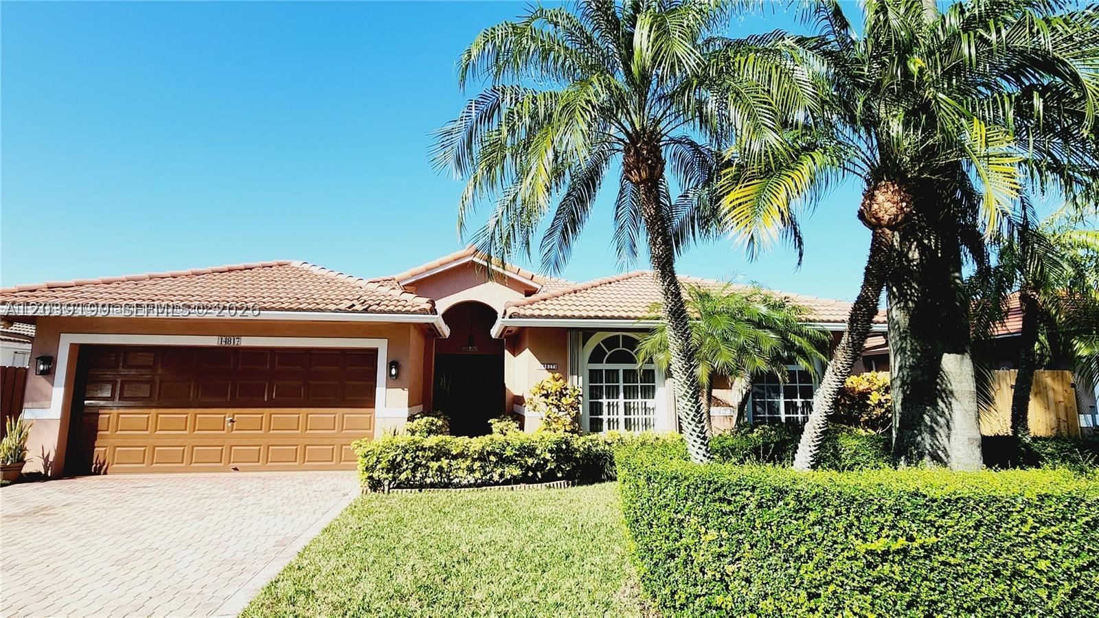 KENDALL FAMILY ESTATES PH - Residential