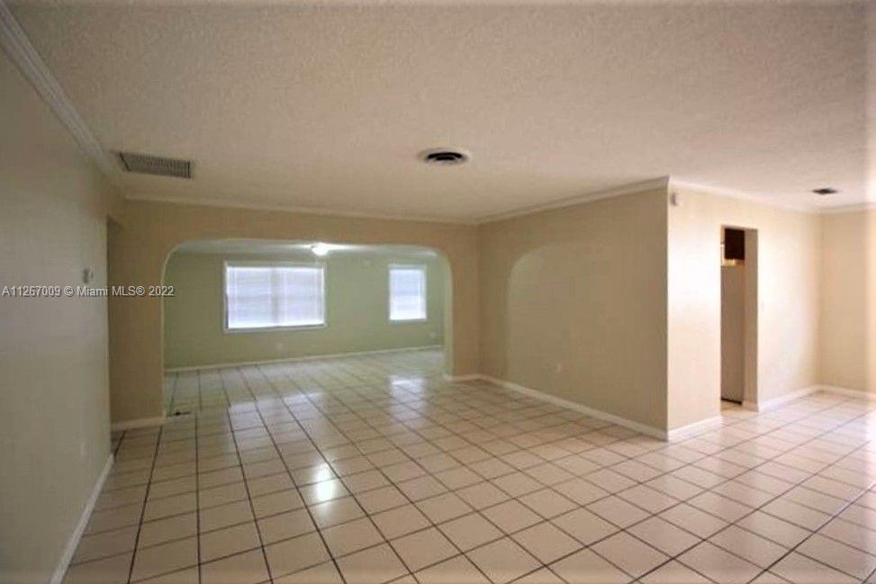 HOLLYWOOD HILLS AMEN PLAT - Residential Lease