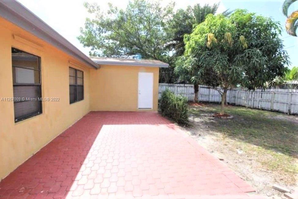 HOLLYWOOD HILLS AMEN PLAT - Residential Lease