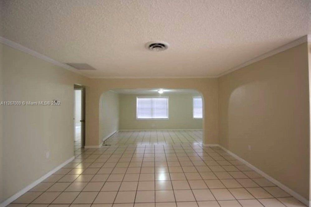 HOLLYWOOD HILLS AMEN PLAT - Residential Lease