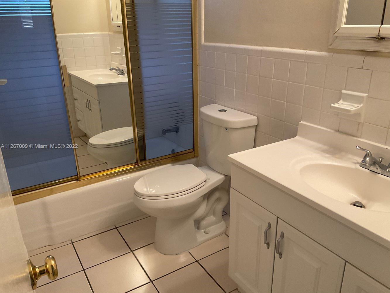 HOLLYWOOD HILLS AMEN PLAT - Residential Lease