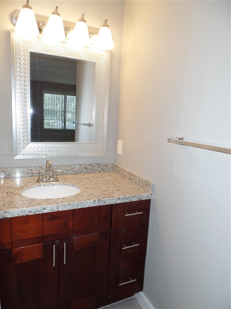 ROYAL POINCIANA CONDO - Residential Lease