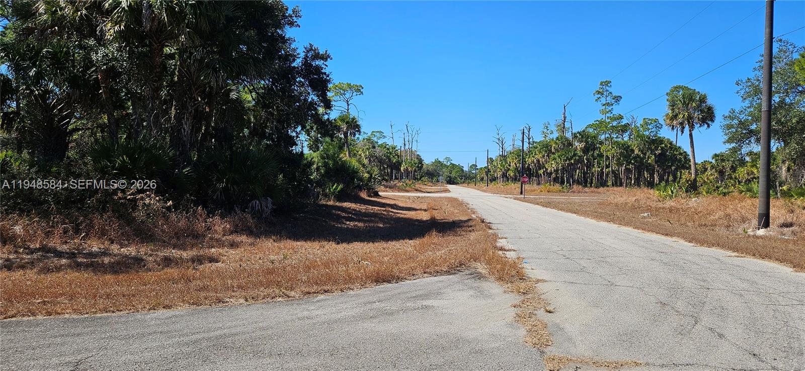 PORT LABELLE UNIT 11 - Land