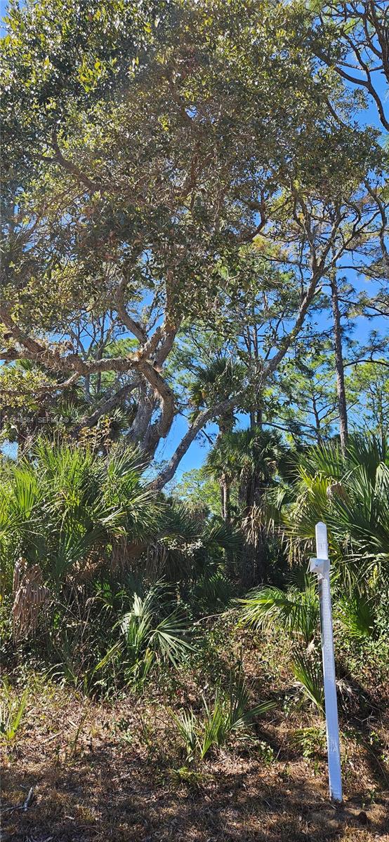 PORT LABELLE UNIT 11 - Land