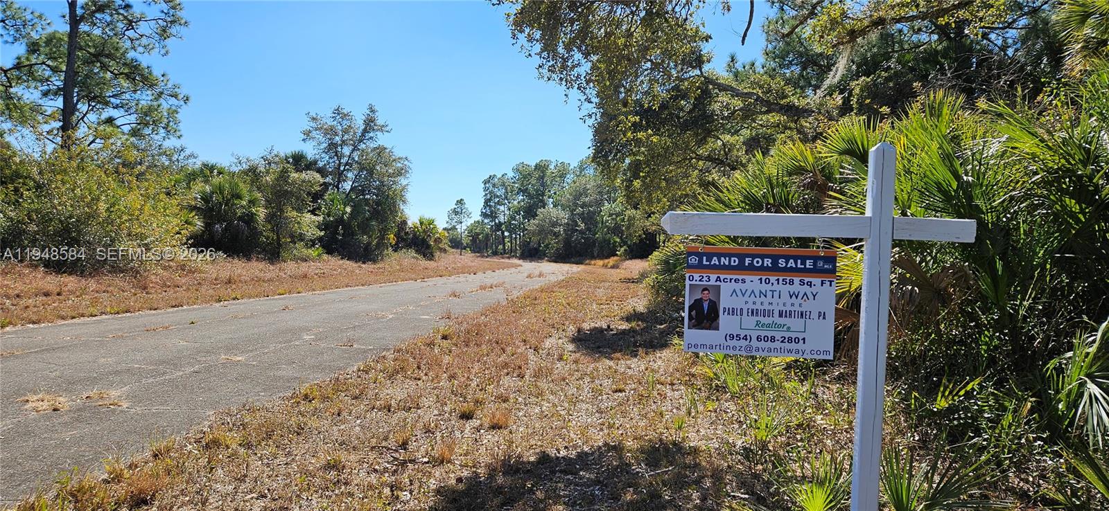 PORT LABELLE UNIT 11 - Land