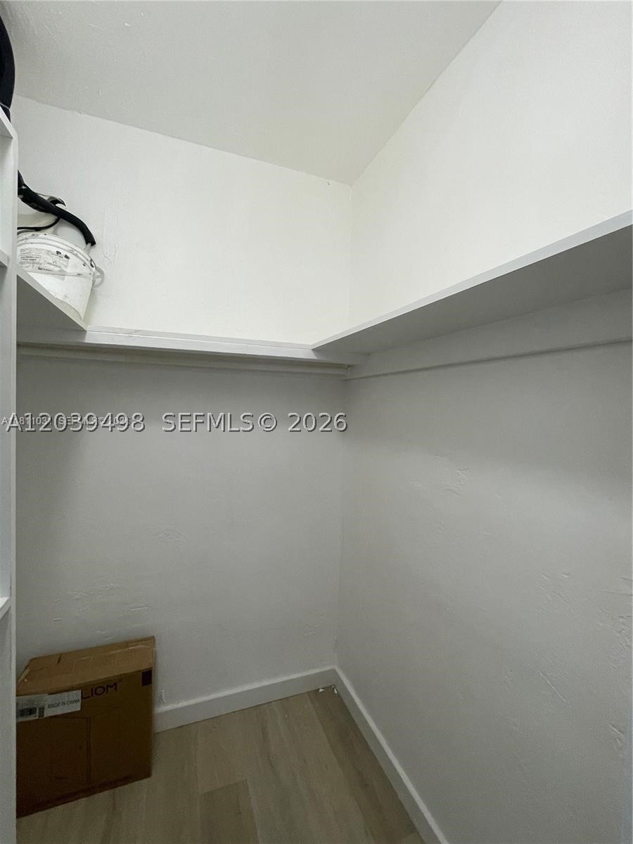 ISLE OF NORMANDY MIAMI VI - Residential Income