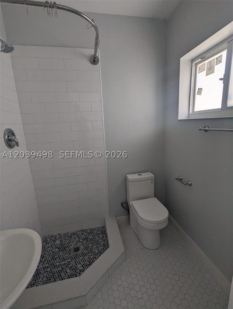ISLE OF NORMANDY MIAMI VI - Residential Income