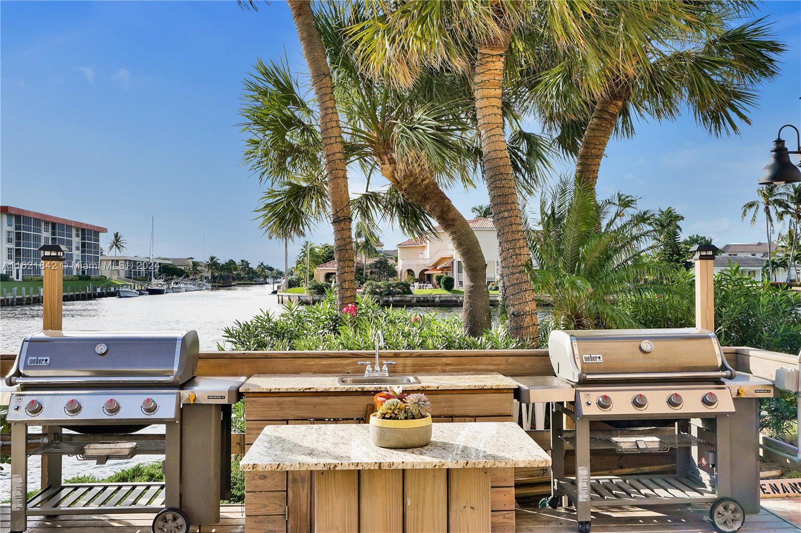 HILLSBORO ISLAND HOUSE CO - Residential Lease