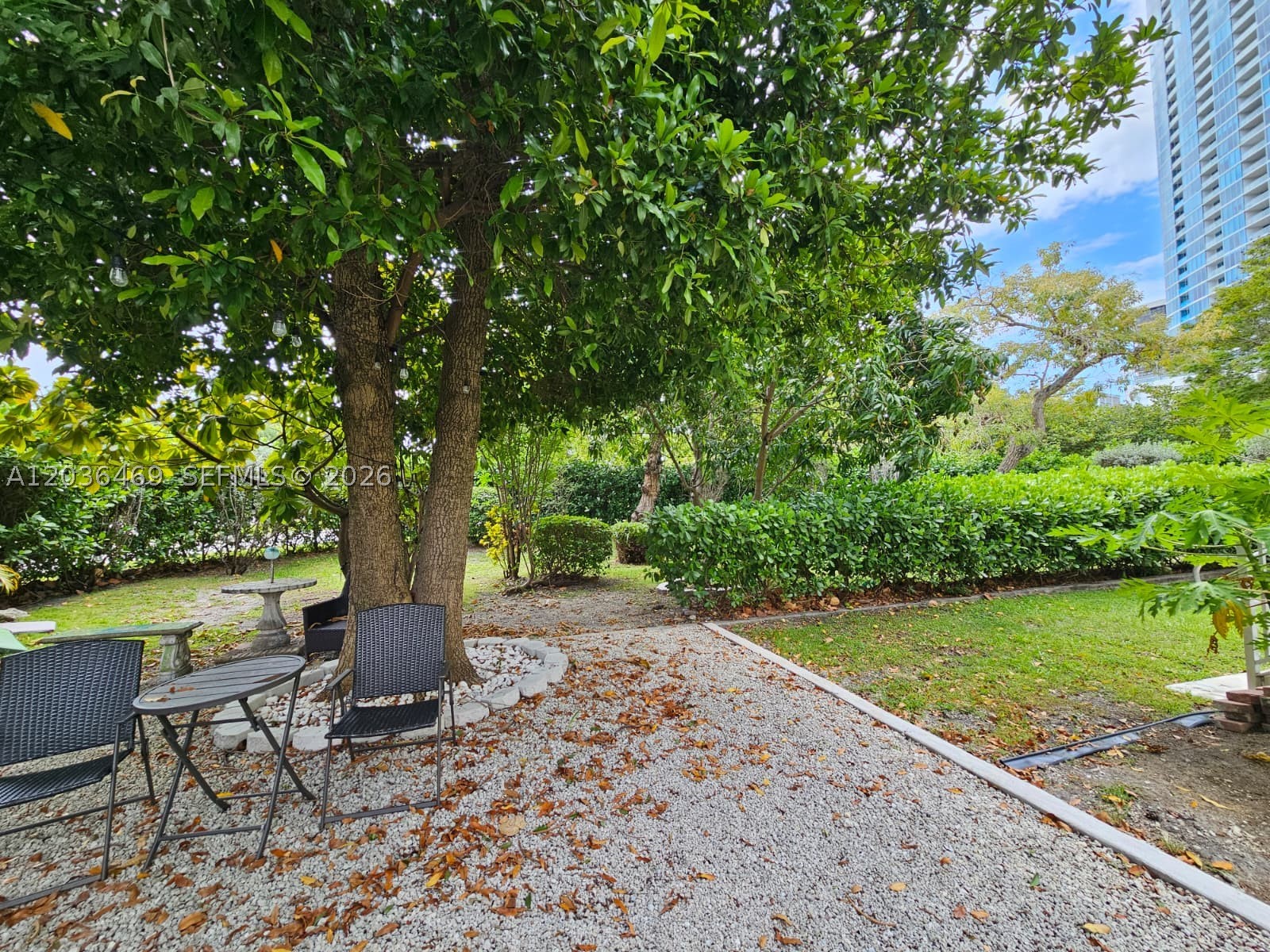 POINT BAY NORTH CONDO - Residential Lease