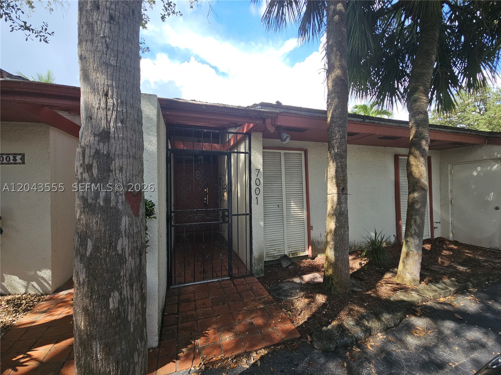 Location, Location, Location! Beautiful lakefront townhome in the heart of Miami Lakes, just 3 minutes from Main Street's restaurants, shops, and entertainment. Enjoy breathtaking water views from your own backyard and direct lake access—perfect for kayaking, paddleboarding, or simply relaxing by the water. This immaculate home features a brand-new roof installed just 4 months ago and has been meticulously maintained. Truly move-in ready and waiting for its new owner. Don't miss this rare opportunity to own a waterfront gem in one of Miami Lakes' most desirable communities!
