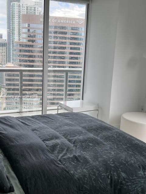 ICONBRICKELL CONDO NO 1 - Residential Lease
