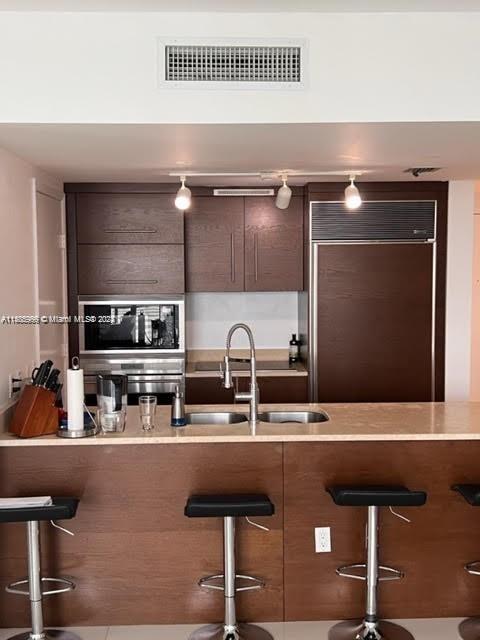 ICONBRICKELL CONDO NO 1 - Residential Lease