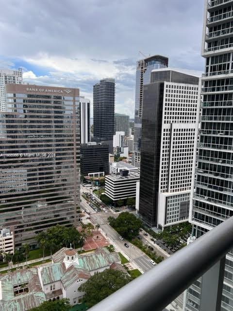 ICONBRICKELL CONDO NO 1 - Residential Lease