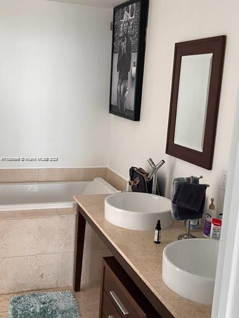 ICONBRICKELL CONDO NO 1 - Residential Lease